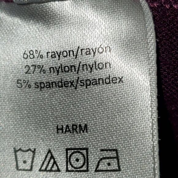 NWOT Figure Flattering Fig Peplum flutter sleeve top Large - Picture 5 of 5